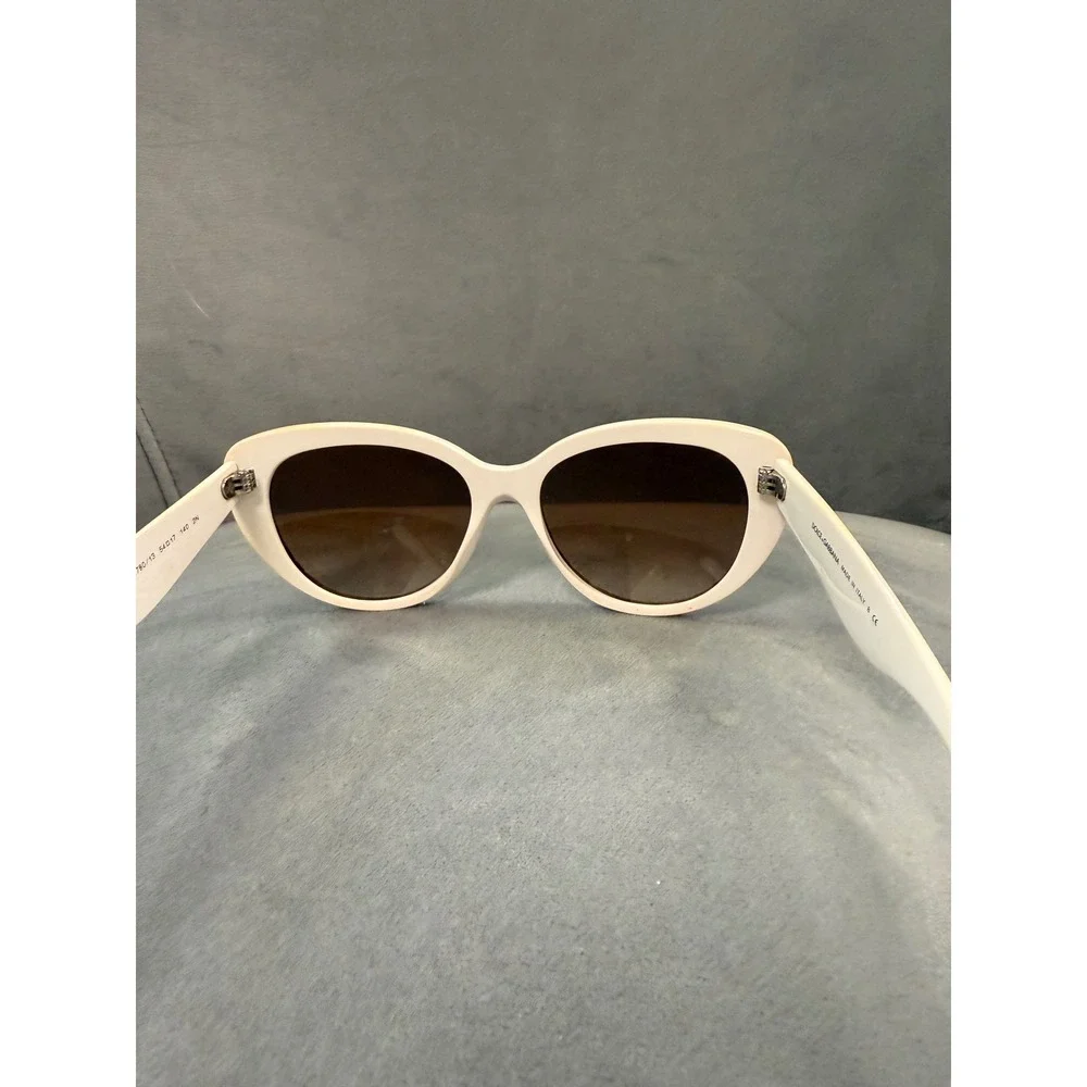 Dolce & Gabbana White & Floral Cat-Eye Sunglasses DG 4189 2780/13 Made in Italy